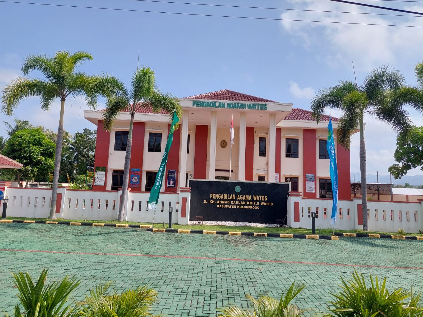 gedung depan