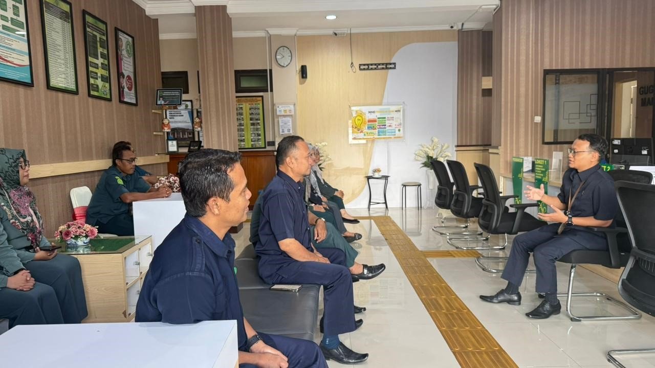 Briefing 11 Februari 2026