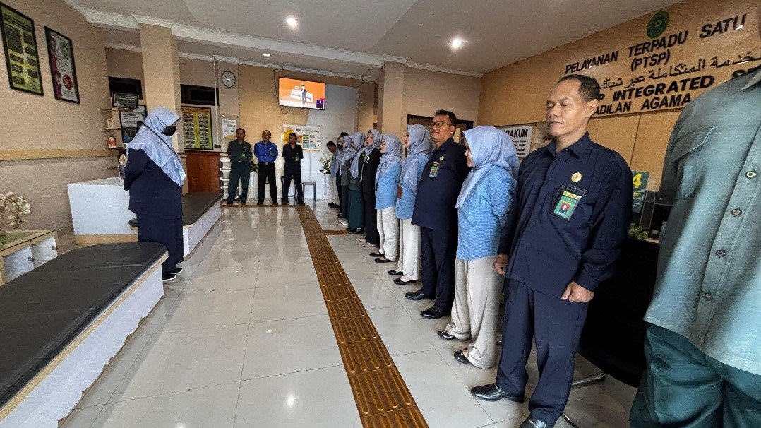 Briefing 30 April